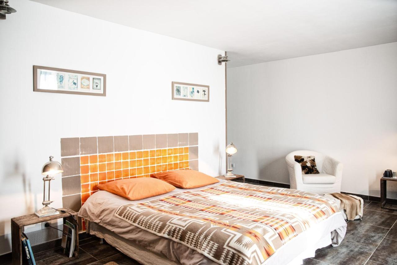 Bed and Breakfast Mas De Bouvet En Camargue Albaron Экстерьер фото