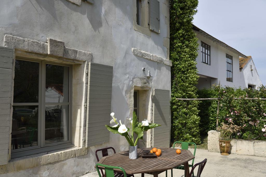 Bed and Breakfast Mas De Bouvet En Camargue Albaron Экстерьер фото