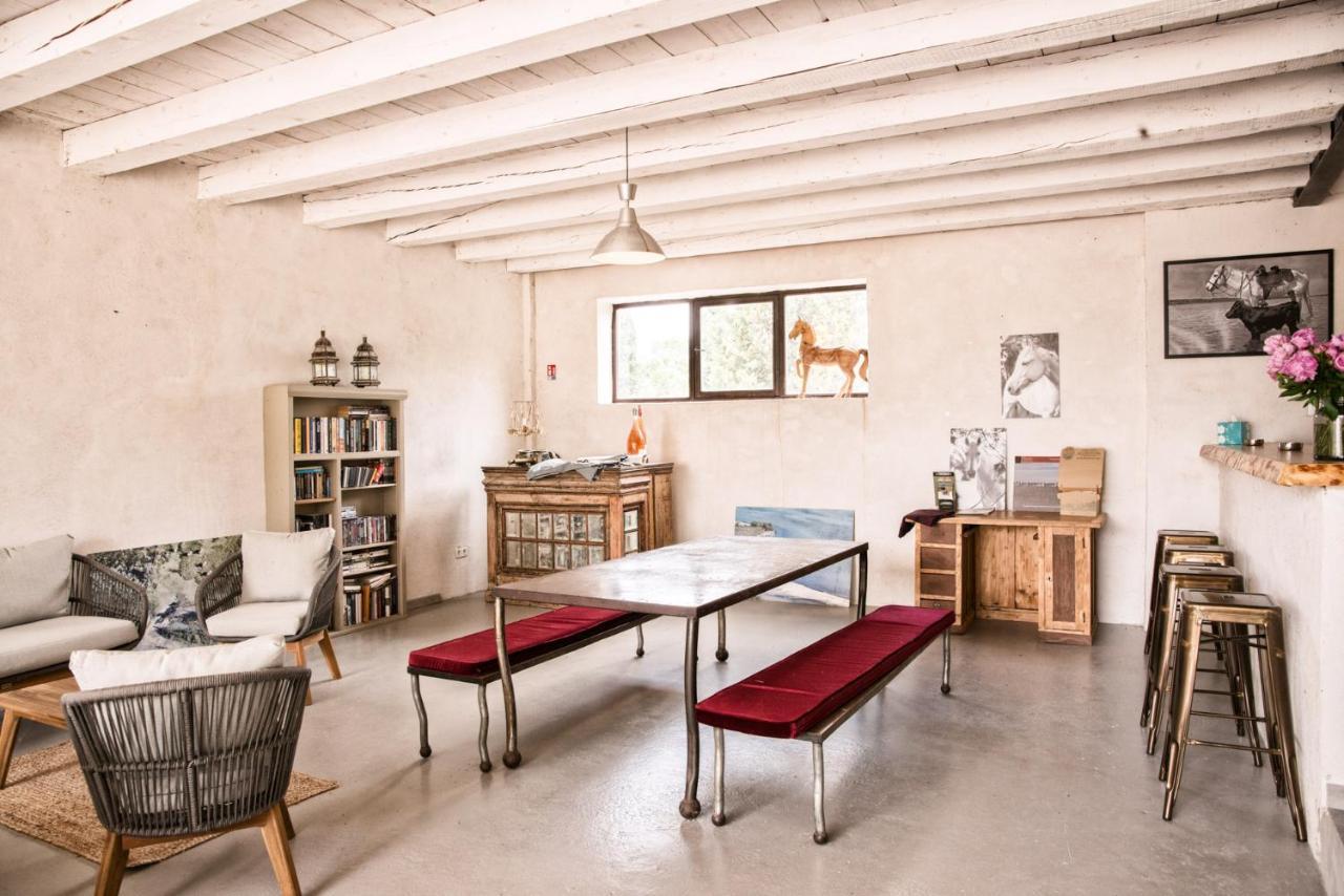 Bed and Breakfast Mas De Bouvet En Camargue Albaron Экстерьер фото
